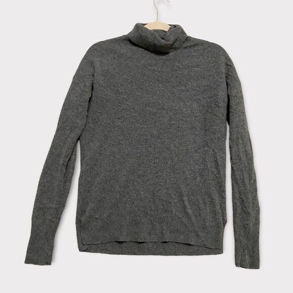 Halogen Gray Cashmere Cowl Turtleneck Lightweight Cozy Sweater Shirt - Picture 3 of 7